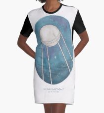 Haruki Murakamis Sputnik Sweetheart // Illustration des Sputnik-Satelliten im Raum in Bleistift und Aquarell T-Shirt Kleid