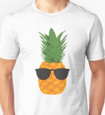 Cool Pineapple With Sunglasses Unisex T-Shirt