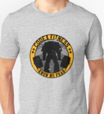 Keine Angst kennen (großes Abzeichen) Slim Fit T-Shirt