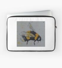 Bumble bee in flight Laptop Sleeve