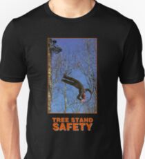 Baum stand Sicherheit Slim Fit T-Shirt