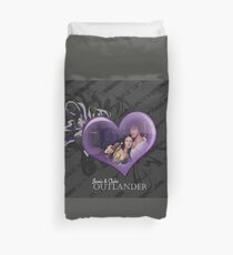 Outlander/Jamie and Claire Duvet Cover