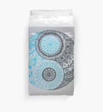 Ying yang Duvet Cover