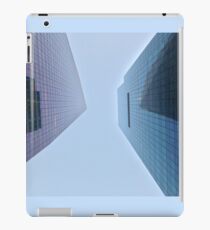 Vinilo o funda para iPad 4:37, Looking up at the city