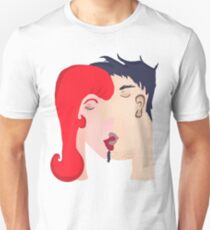 Kissing couple Unisex T-Shirt