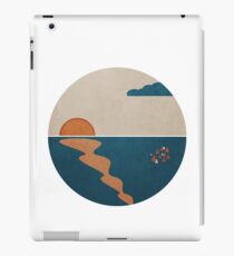 Simplistic Ocean Horizon iPad Case/Skin