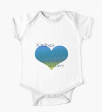 Kindness Matters Heart Baby Body Kurzarm