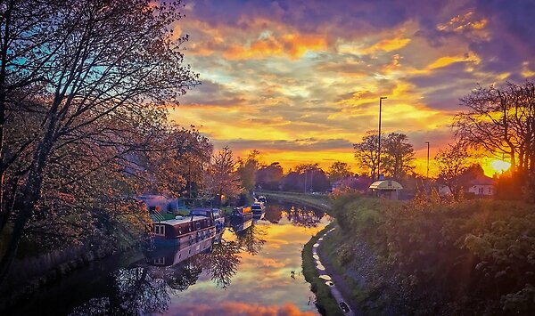 Grappenhall Village, Bridgewater Canal sunset