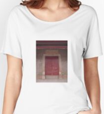 Chinese gate Women's Relaxed Fit T-Shirt