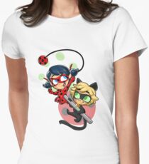 Marienkäfer und Chat Noir! Tailliertes T-Shirt