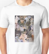 wolves alive Unisex T-Shirt