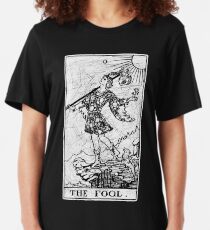 The Fool Tarot Card - Major Arcana - fortune telling - occult Slim Fit T-Shirt