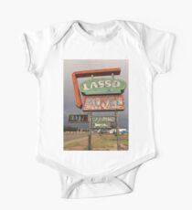 Lasso Motel One Piece - Short Sleeve