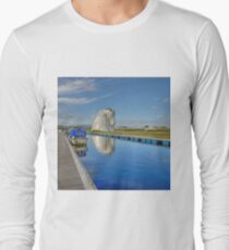 The Kelpies, Helix Park, Scotland Long Sleeve T-Shirt