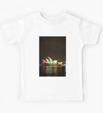 Rainbow sails Kids Tee