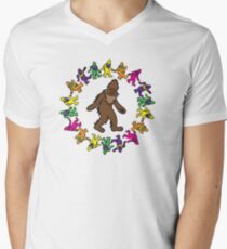 Gratefoot Circle Design Men's V-Neck T-Shirt