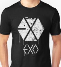 EXO GRUNGE SPRAYPAINT Unisex T-Shirt