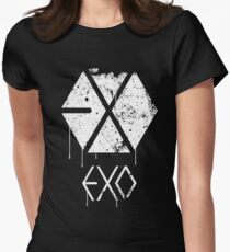 EXO GRUNGE SPRAYPAINT Women's Fitted T-Shirt