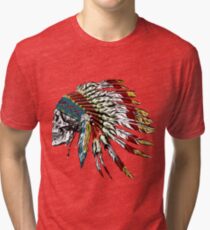 Schädel in indischen Federn. Vintage T-Shirt