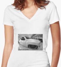chevy silverado bagged Women's Fitted V-Neck T-Shirt