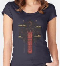 Der purpurrote Turm Tailliertes Rundhals-Shirt