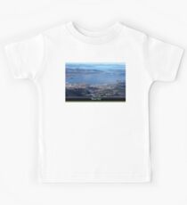 *HOBART CITY - SOUTHERN TASMANIA - MT WELLINGTON* Kids T-Shirt