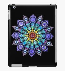Regenbogen-Liebes-Mandala iPad-Hülle & Klebefolie