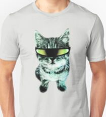 Beach Cat is ready to make waves (Guys) Slim Fit T-Shirt