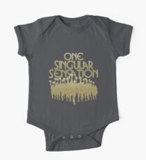 Eine Singular Sensation | Eine Chorus-Linie Baby Body Kurzarm