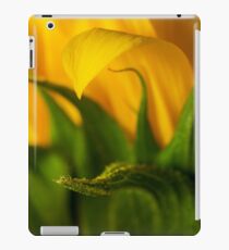 helianthus Macro iPad Case/Skin