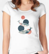 Camiseta entallada de cuello ancho Ballena y lunares