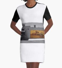 The mural Graphic T-Shirt Dress