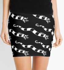 Sneaky minimalistic sandworm Mini Skirt