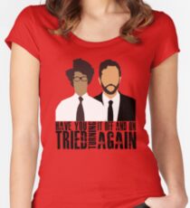 Camiseta entallada de cuello ancho Multitud de TI