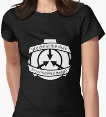 Die in the dark: Black and White Women's Fitted T-Shirt