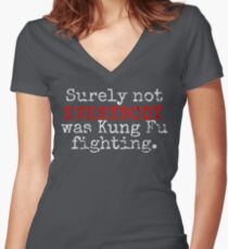 Camiseta entallada de cuello en V KUNG FU