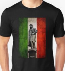 Christopher Columbus Statue with Italian Flag Unisex T-Shirt
