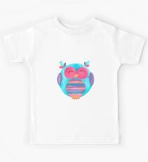 Maya the happy striped owl Kids Tee
