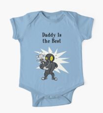 BioShock – Daddy is the Best Poster (Black) Short Sleeve Baby One-Piece