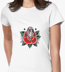 Camiseta entallada para mujer Tradicional Rose Pin Up Enfermera Tattoo Design