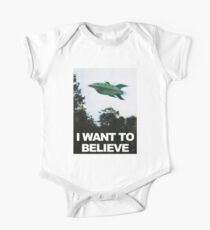 I Want To Believe - Futurama One Piece - Short Sleeve