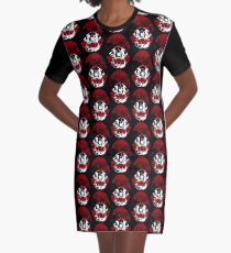 Cat Skull Shield T-Shirt Kleid