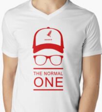 klopp Men's V-Neck T-Shirt
