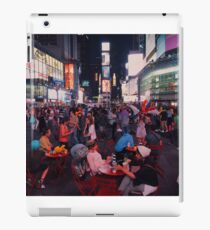 Vinilo o funda para iPad Time Square at night