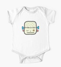 We love brains! One Piece - Short Sleeve