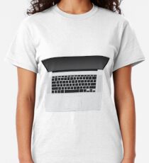 MacBook Pro 15" - Iconic Gear Classic T-Shirt