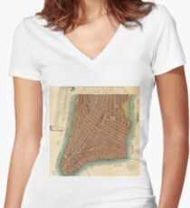 Camiseta entallada de cuello en V Vintage Map of Lower New York City (1807)