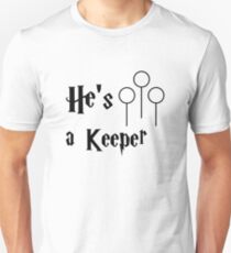 Er ist ein Torwart Slim Fit T-Shirt