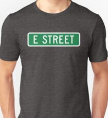 E Street, vintage street sign (color version) Unisex T-Shirt