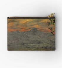 Issues - Global Warming3 Studio Pouch